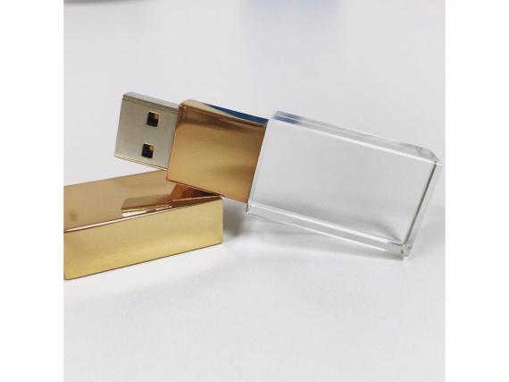 USB 2.0- флешка на 64 Гб кристалл классика