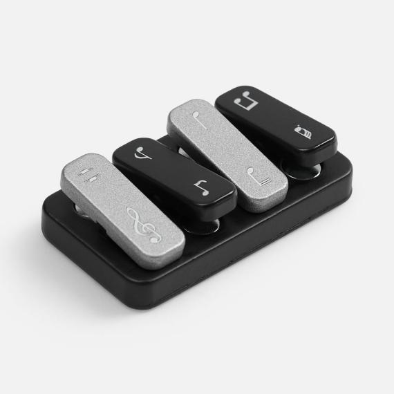 Антистресс-кликер Clacky, черный с серебристым